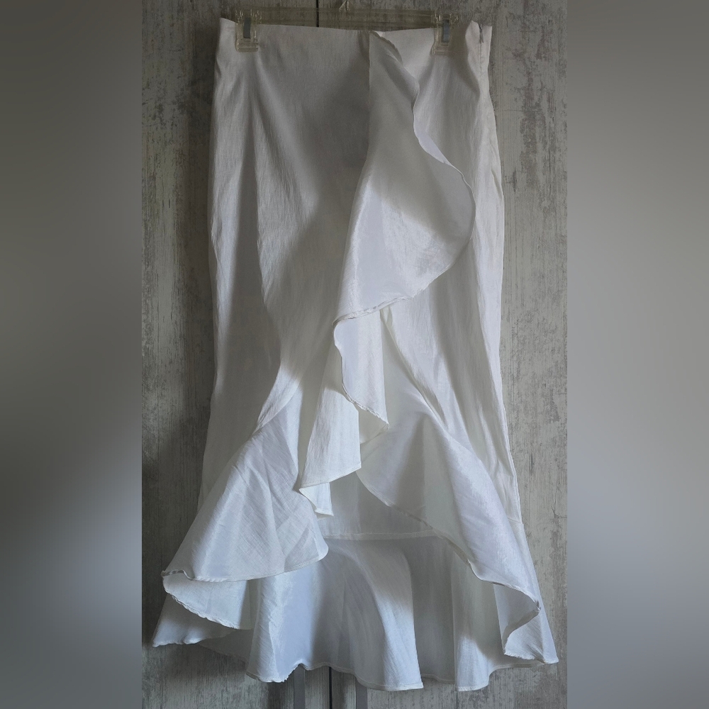 Boutique Alpha and Omega Ruffled Hem and Front Ruffle Mermaid Skirt sz M - L